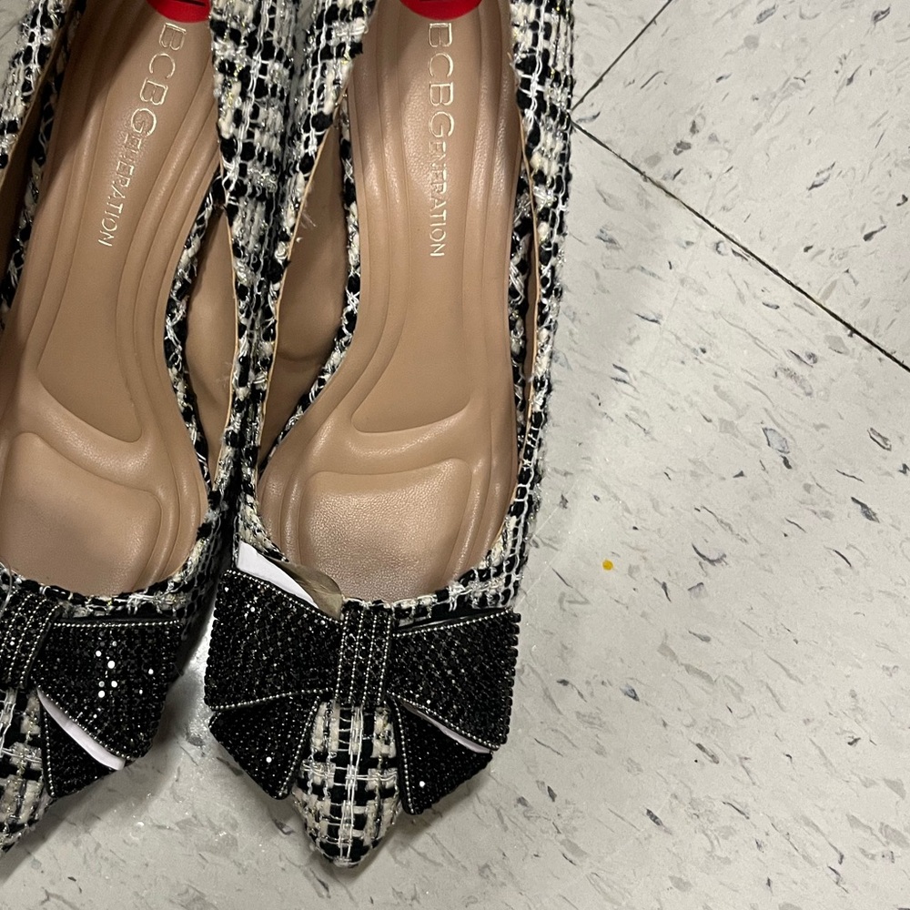 NWT ⚜️🖤⚜️ BCBGeneration Bissha Bow Dress Pumps - Picture 8 of 13